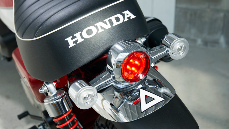Illustration for article titled Honda Is Bringing Back The Monkey And Super Cub Mini-Bikes And They Look Overwhelmingly Good